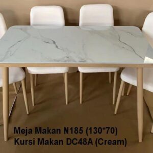 Meja Makan N185 1 Set